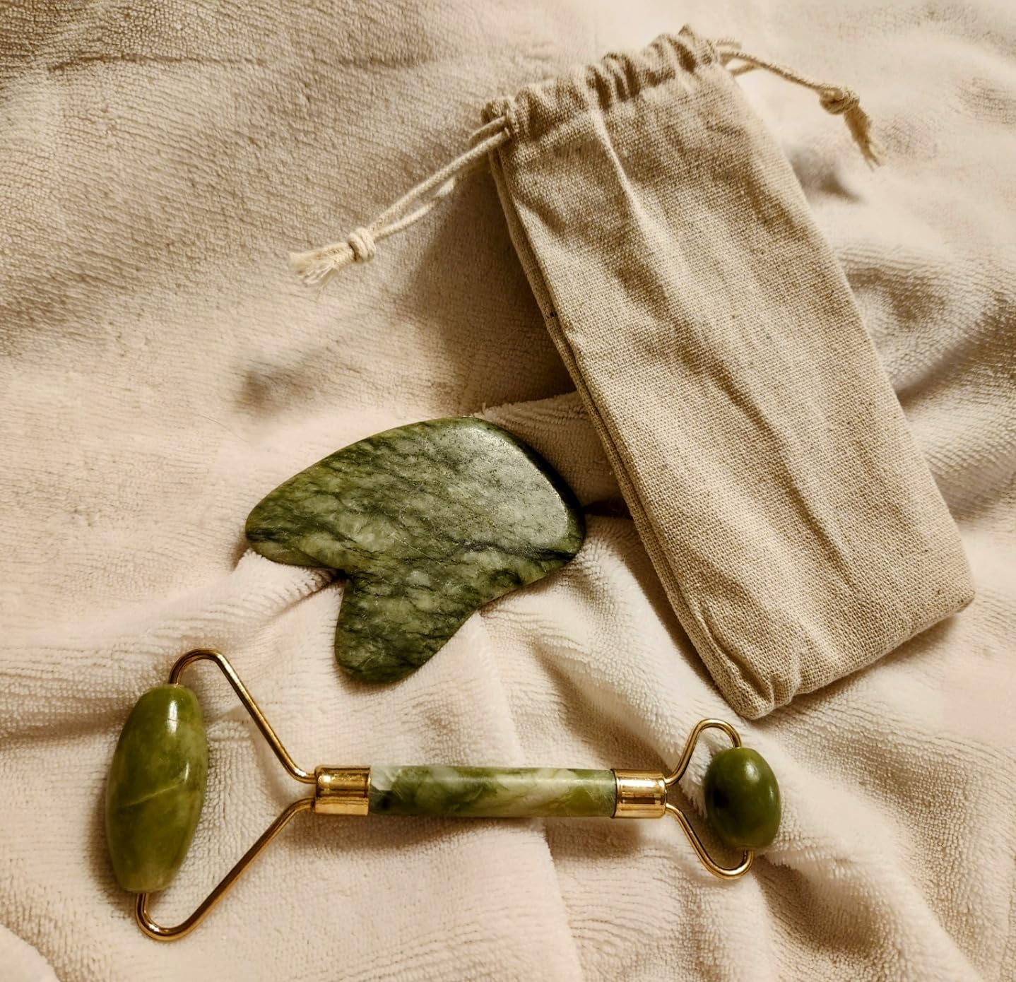 Rodillo Facial De Jade + Piedra Gua sha